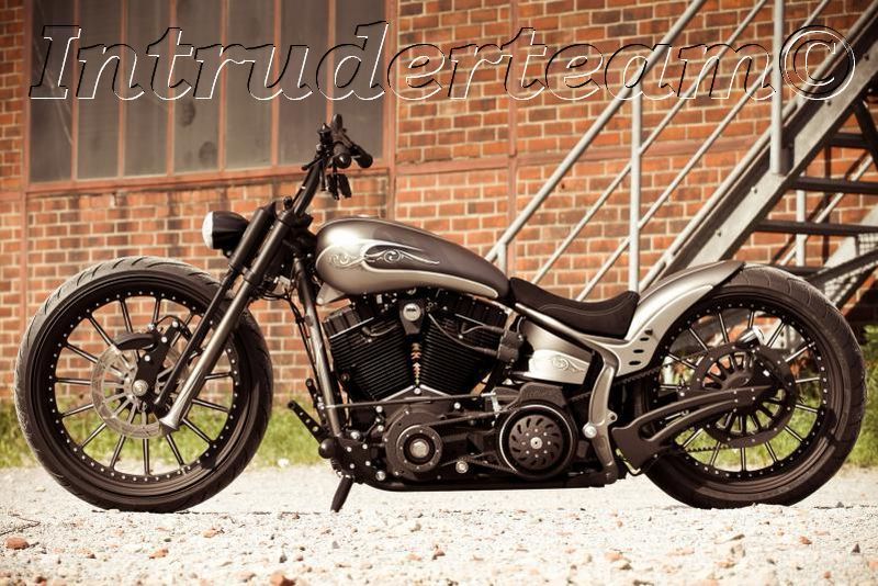 Air Ride Suspension Kit Harley Davidson Softail Breakout (FXSB)